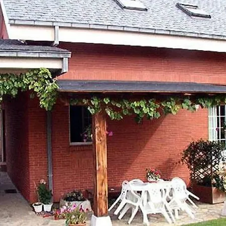 Casa A 50 Metros De Playa Con Piscina Cubierta Semesterbostad Liencres