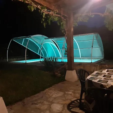 Casa A 50 Metros De Playa Con Piscina Cubierta Liencres