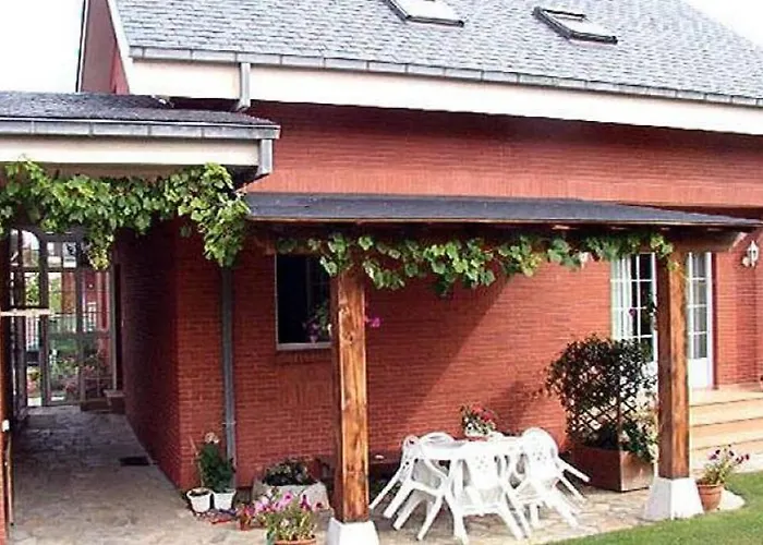 Casa A 50 Metros De Playa Con Piscina Cubierta Дом отдыха Льенкрес